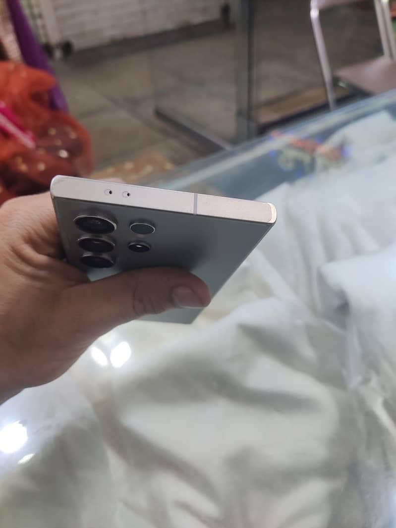 s24 ultra 12/256 natural tatanim colour 10by10 water pack

                                                            alt=