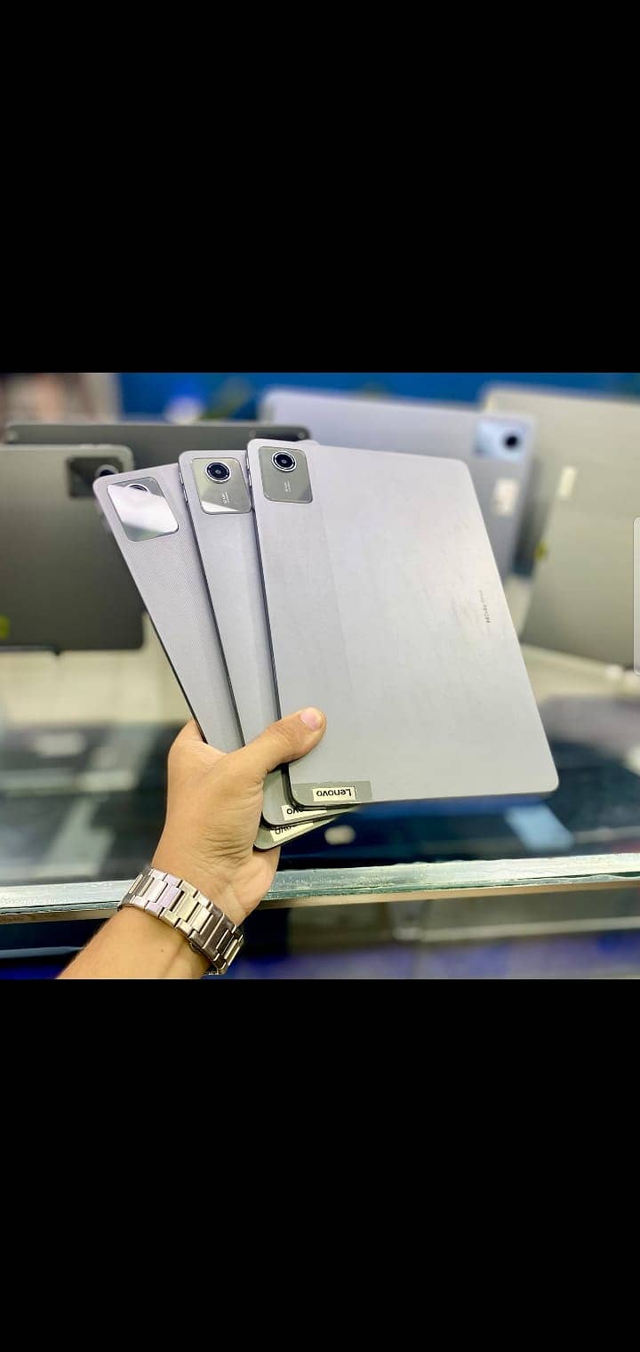 LENOVO M11 Tablet 64gb / 128gb (BOX PACK)

                                                            alt=