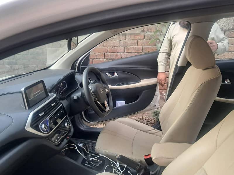 Changan Alsvin 1.5  lemiere 2021 Model

                                                            alt=