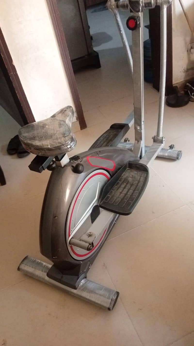 Elliptical Air bike Exercise Cycle Gym Fitness Cross Trainer Machine

                                                            alt=
