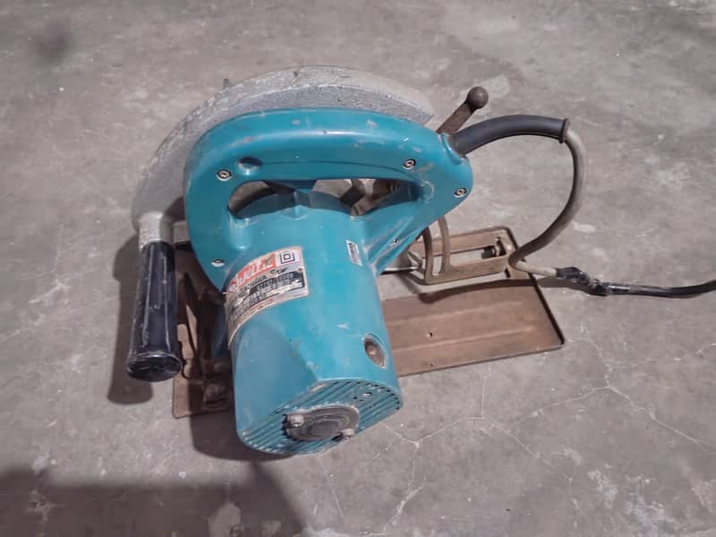 Genuine Hand Cutter (Makita) 10"

                                                            alt=