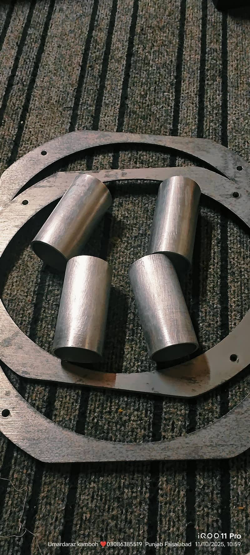 12 inch speaker cover and air tight pure silver made in Japan

                                                            alt=