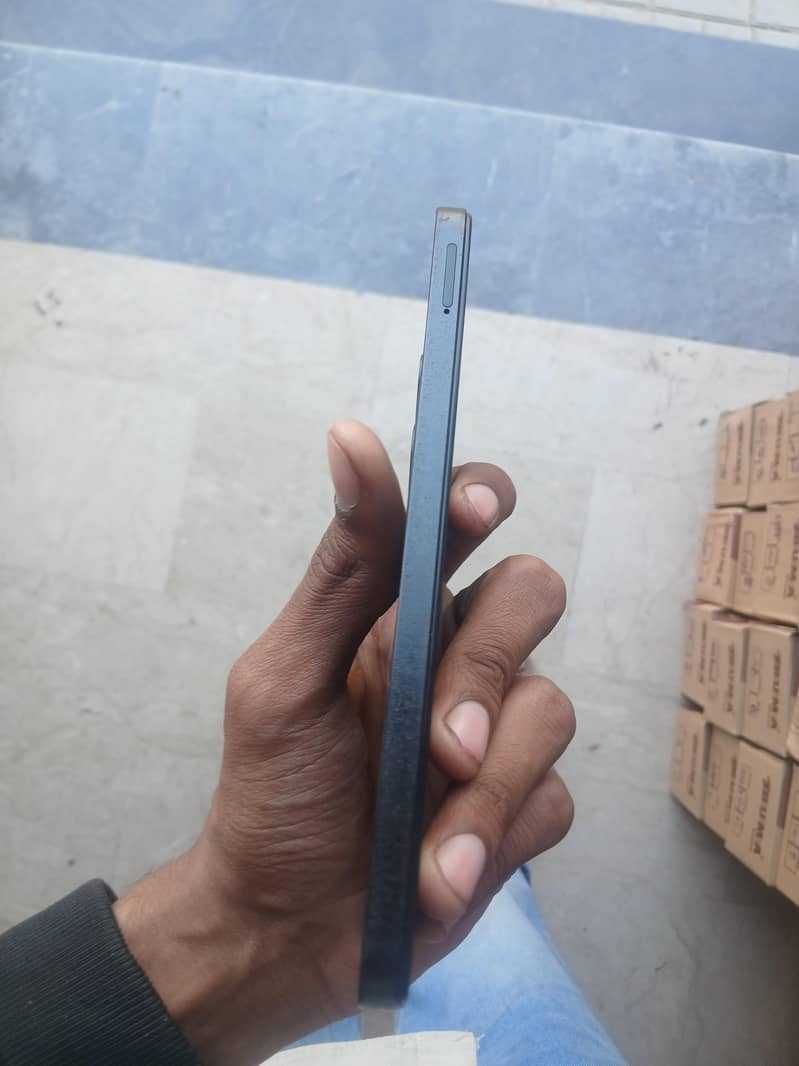 redmi 13c

                                                            alt=