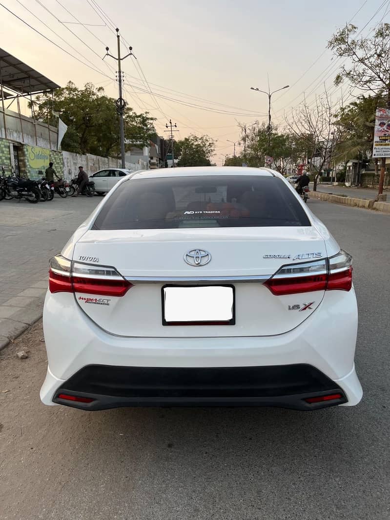 Toyota corolla altis excellent condition

                                                            alt=