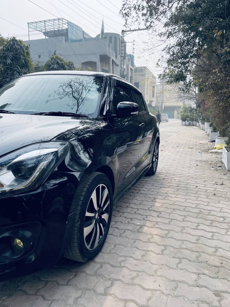 Suzuki Swift RS 2018

                                                            alt=