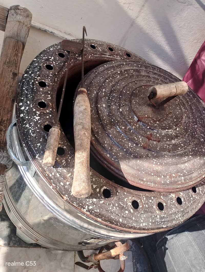 Gas Tandoor

                                                            alt=