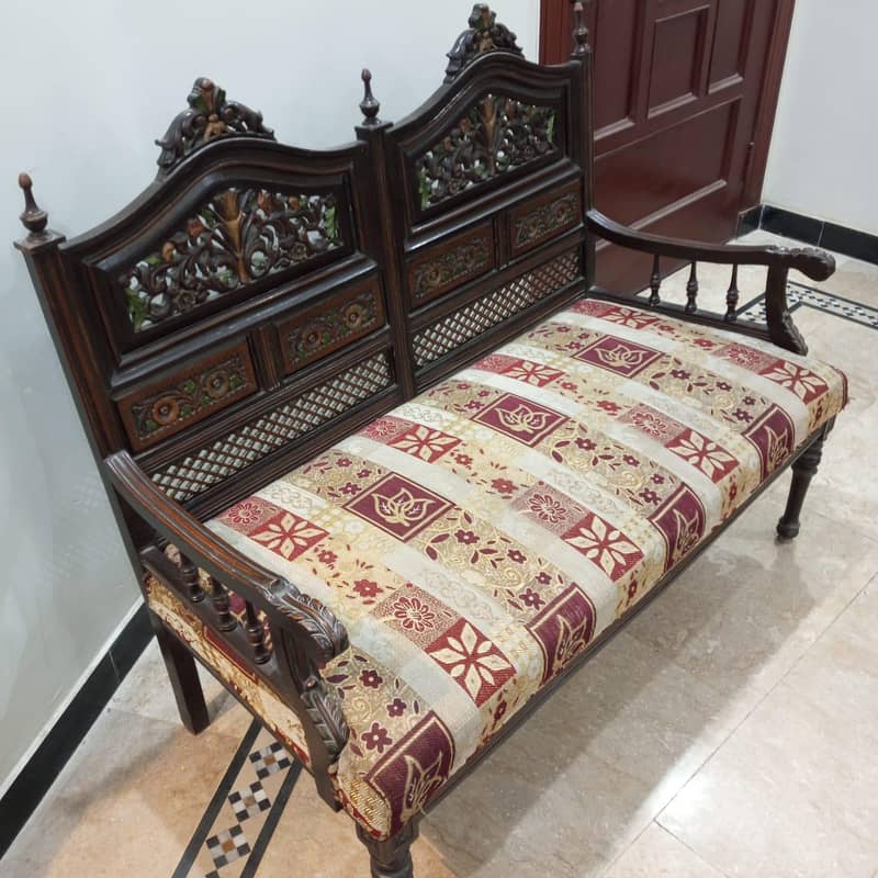 4 seater sofa set for sale

                                                            alt=