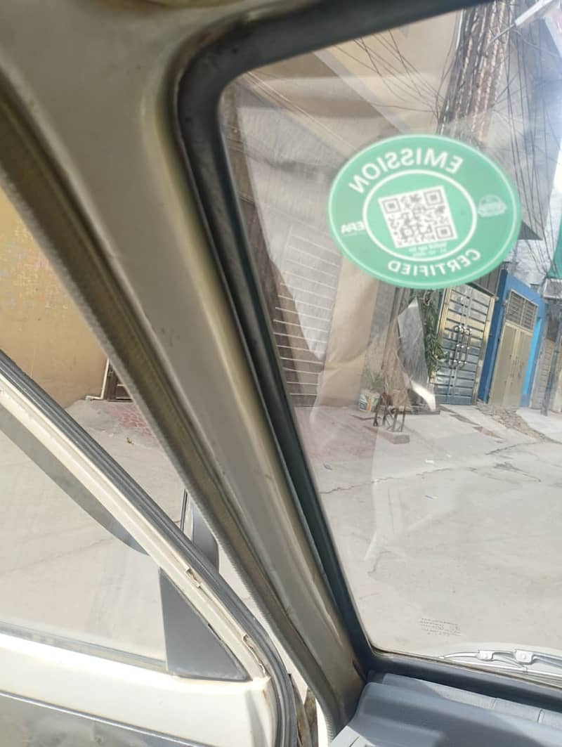 Suzuki Mehran VXR 2006

                                                            alt=