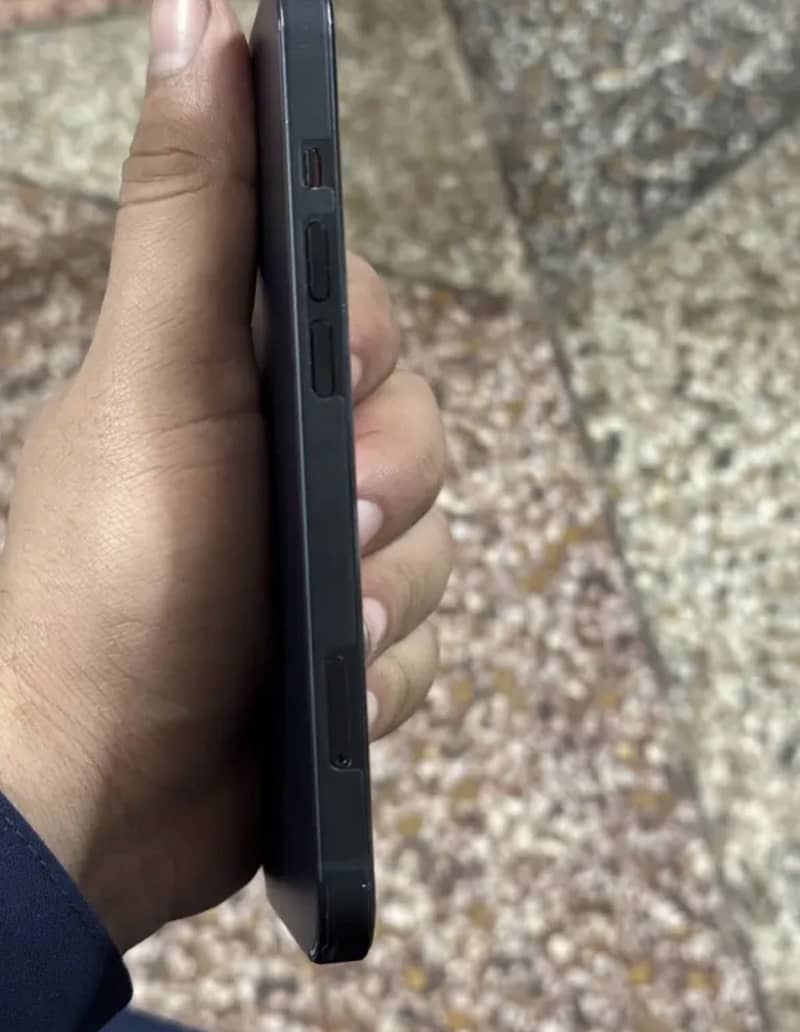 Iphone 13 128gb Factory Unlock 4 Months Sim Time Available

                                                            alt=