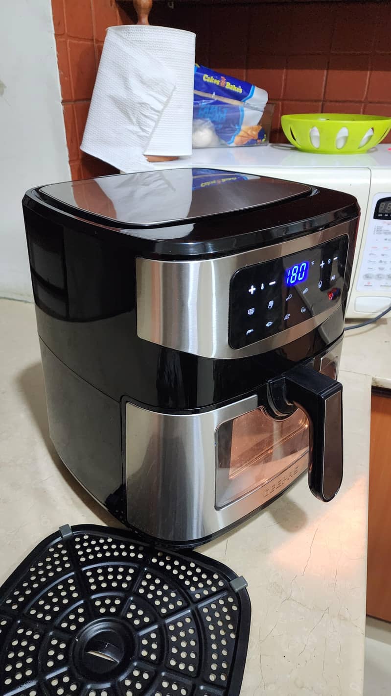 Geepas Air Fryer 9.2 Liter

                                                            alt=