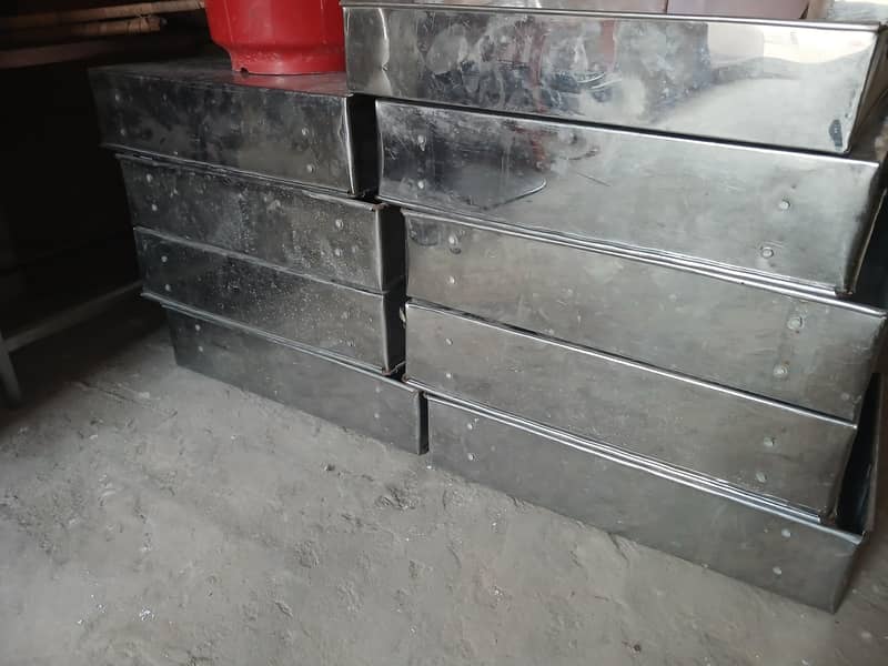 Food container (inners) for sale