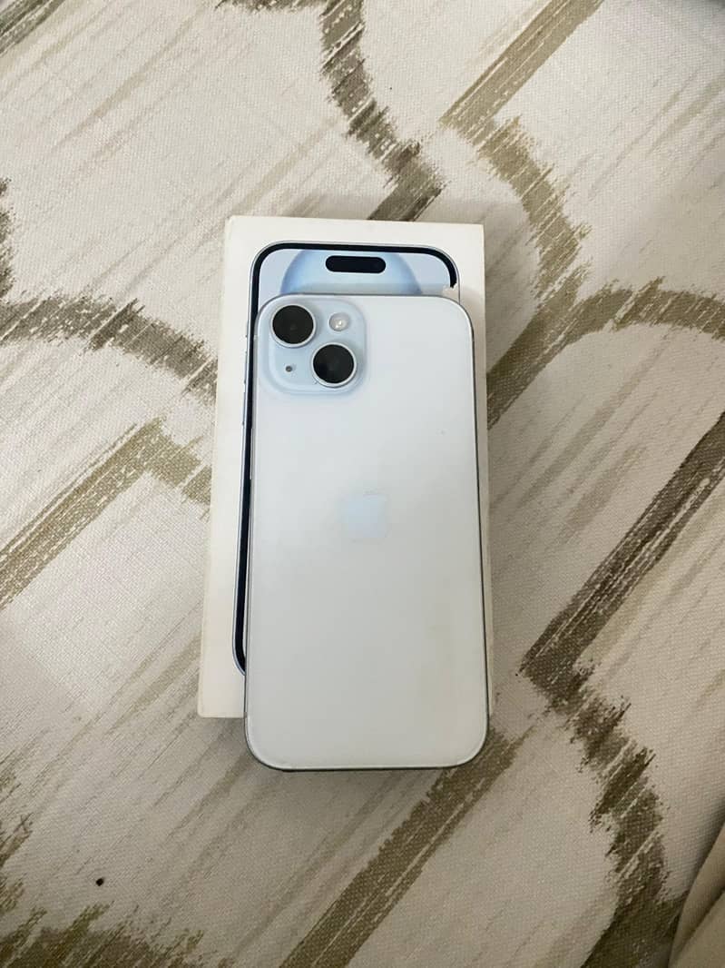 IPHONE 15 NON PTA 128 gb JV ( MINT CONDITION )

                                                            alt=
