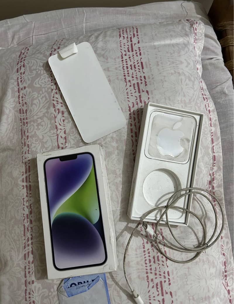 IPhone 14 Plus, Factory Unlock, 128Gb, Complete Box 10/10

                                                            alt=