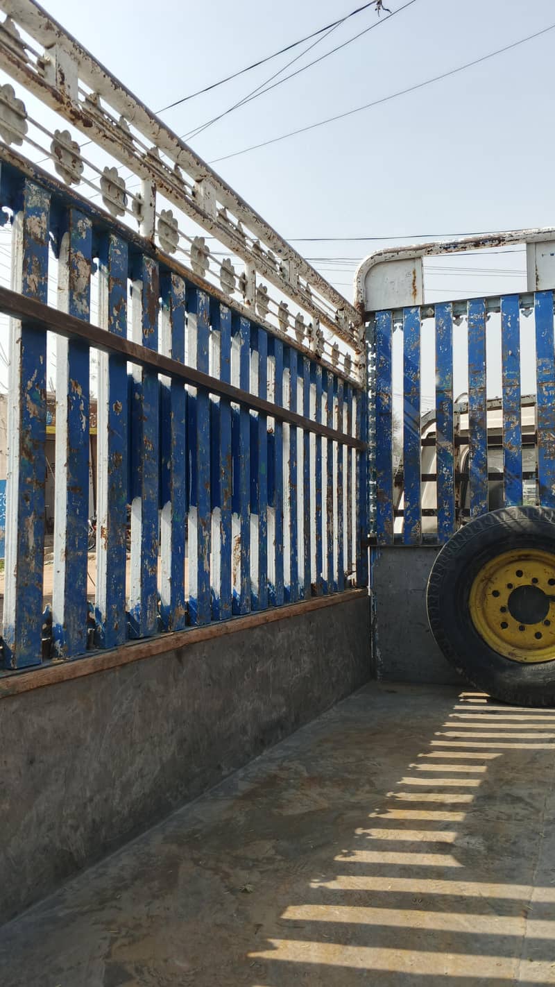 hyundai shahzor commercial truck new tyre good condition good looking

                                                            alt=