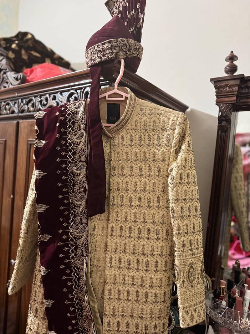 Bridle dress | Barat dress | Bridle lahnga | Wedding | Bridle

                                                            alt=