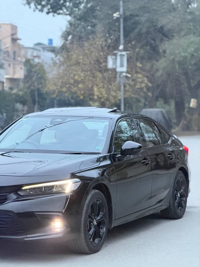 Honda Civic RS Model 2023 Punjab Ragisterd 2024

                                                            alt=