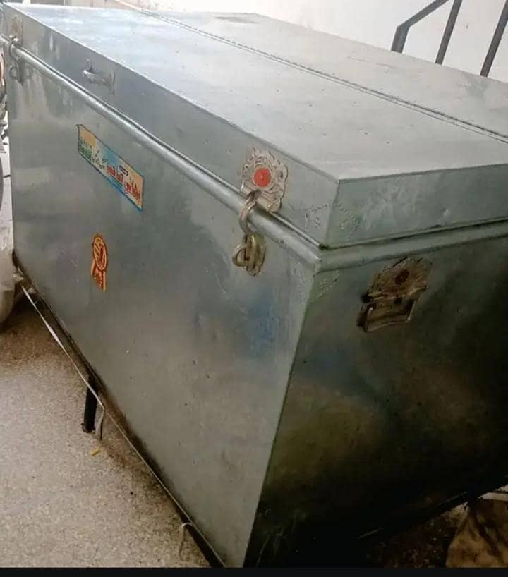 betti for sale very good condition

                                                            alt=