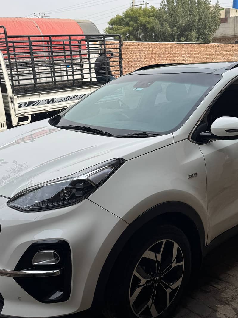 KIA Sportage AWD 2021

                                                            alt=
