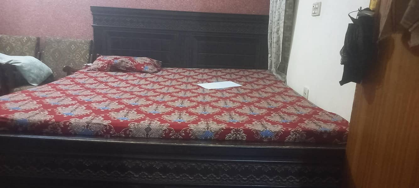 used bed and dressing table with mattress  good condition

                                                            alt=