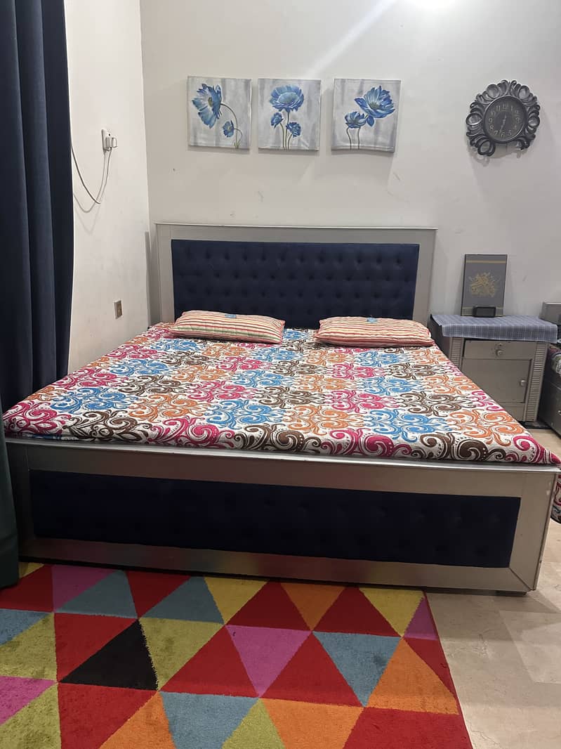 Blue and silver dico paint wooden bed

                                                            alt=