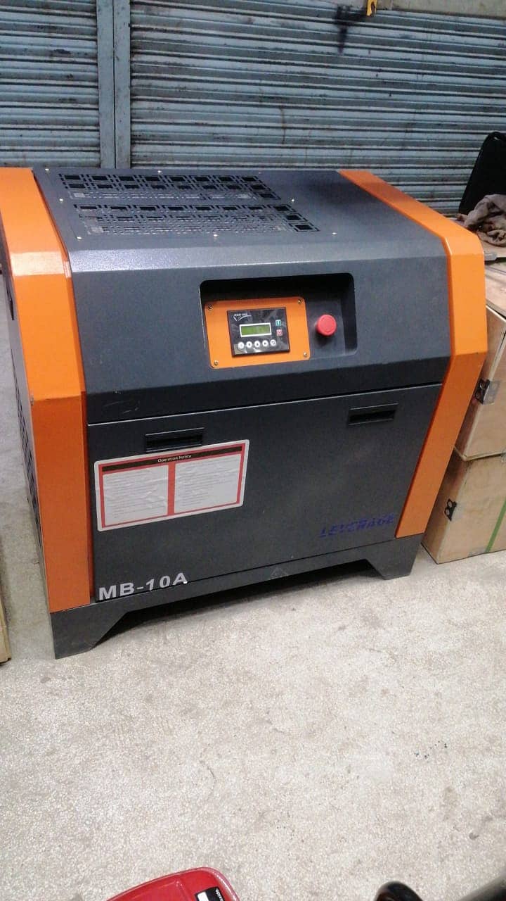 "Industrial Screw & Piston Compressors | FAMH Engineering"

                                                            alt=