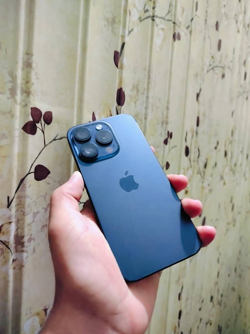 IPhone 15 Pro  JV Non PTA for sale

                                                            alt=