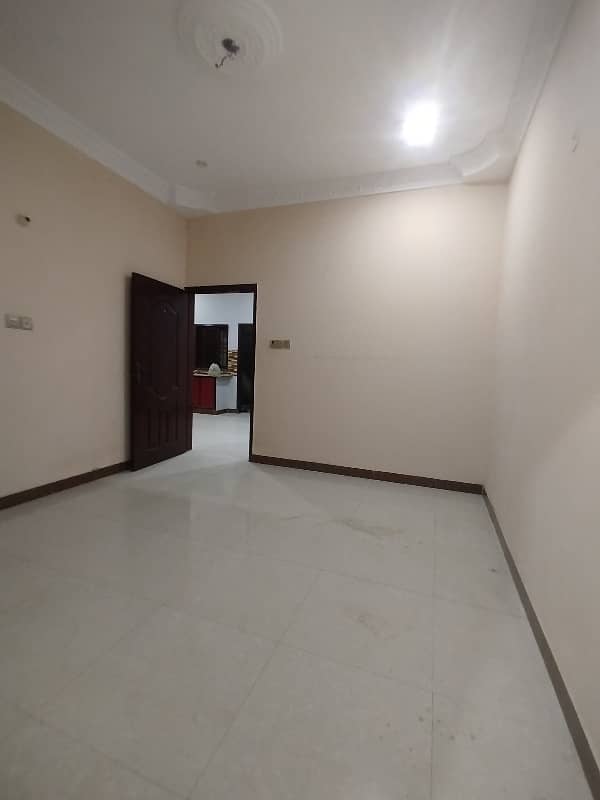 This Is A Most Chance Deal To Avail Luxurious Lease Excellent Quality "Owner Built"  Lease Almost A New 120sqyd House,  Very Close To The Society Main Entrance, Park, Shops And Masjid.   Capital Society Scheme 33

                                                            alt=