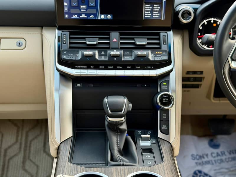 Toyota Land Cruiser ZX 2022 / 2026 LC300 Full Option Grade 5