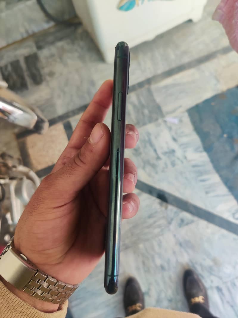 Iphone 11 Pro Max Genuine phone 64GB NoN PTA

                                                            alt=