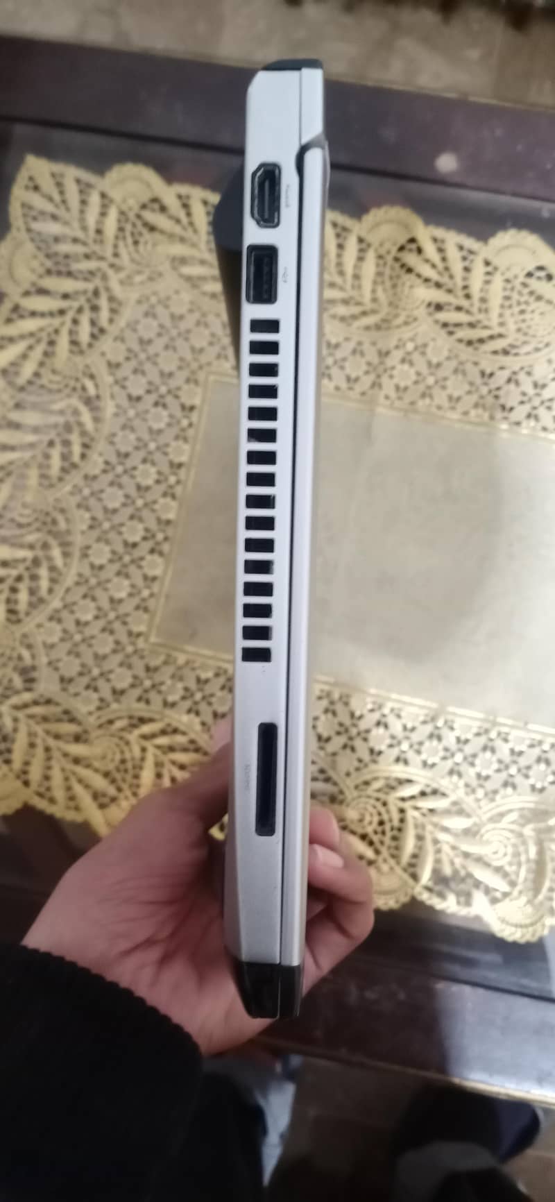 DELL LATITUDE 3330 CORE I5

                                                            alt=