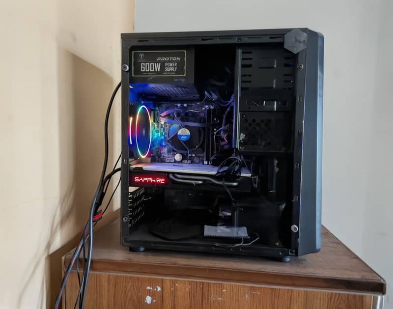 Core i7 4th Gen 1.5TB Storage 8GB RAM Gaming PC

                                                            alt=