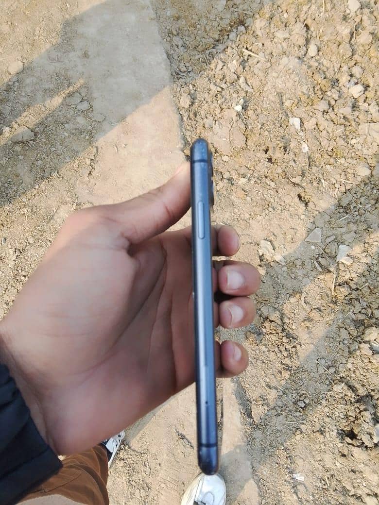 iphone 11 64 gb jv 73 health

                                                            alt=