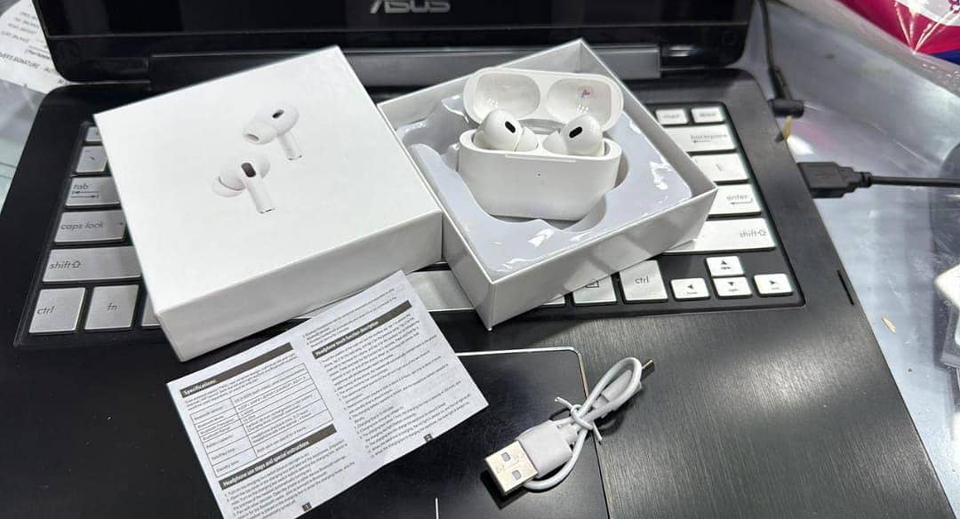 apple air pods pro 2 white  and sterio ear buds

                                                            alt=