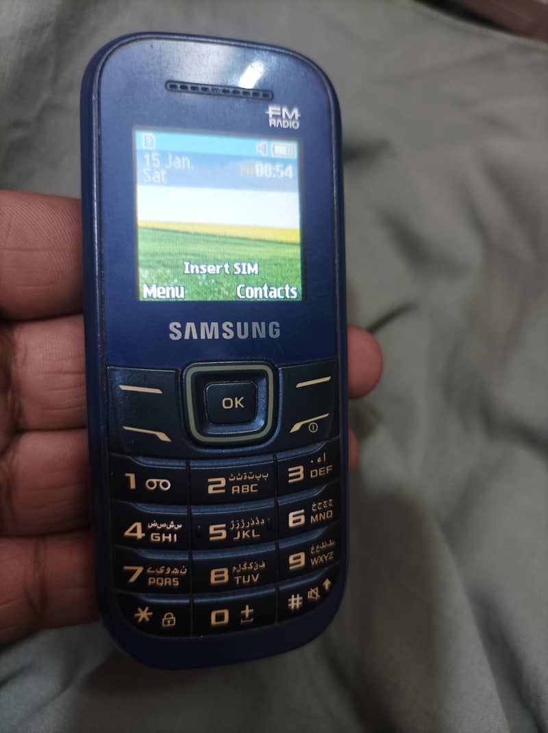 Samsung guru 1200 for sale

                                                            alt=