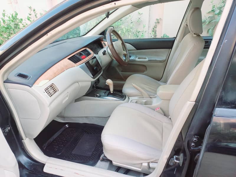 Salam I'm selling my Mistubishi Lancer GLX 1.3 Automatic

                                                            alt=