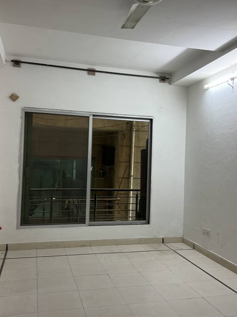 3 Bed With Drawing Room Residential Apartment For Sale In D-17 Islamabad

                                                            alt=