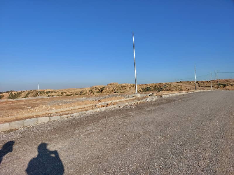 10 Marla Residential Plot for Sale Bahria Town Phase 8 Extension | Lowest Price Deal

                                                            alt=