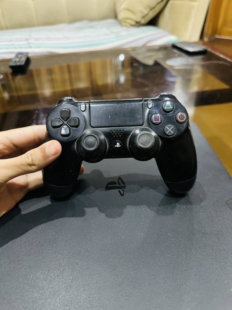 PS4 slim 1TB

                                                            alt=