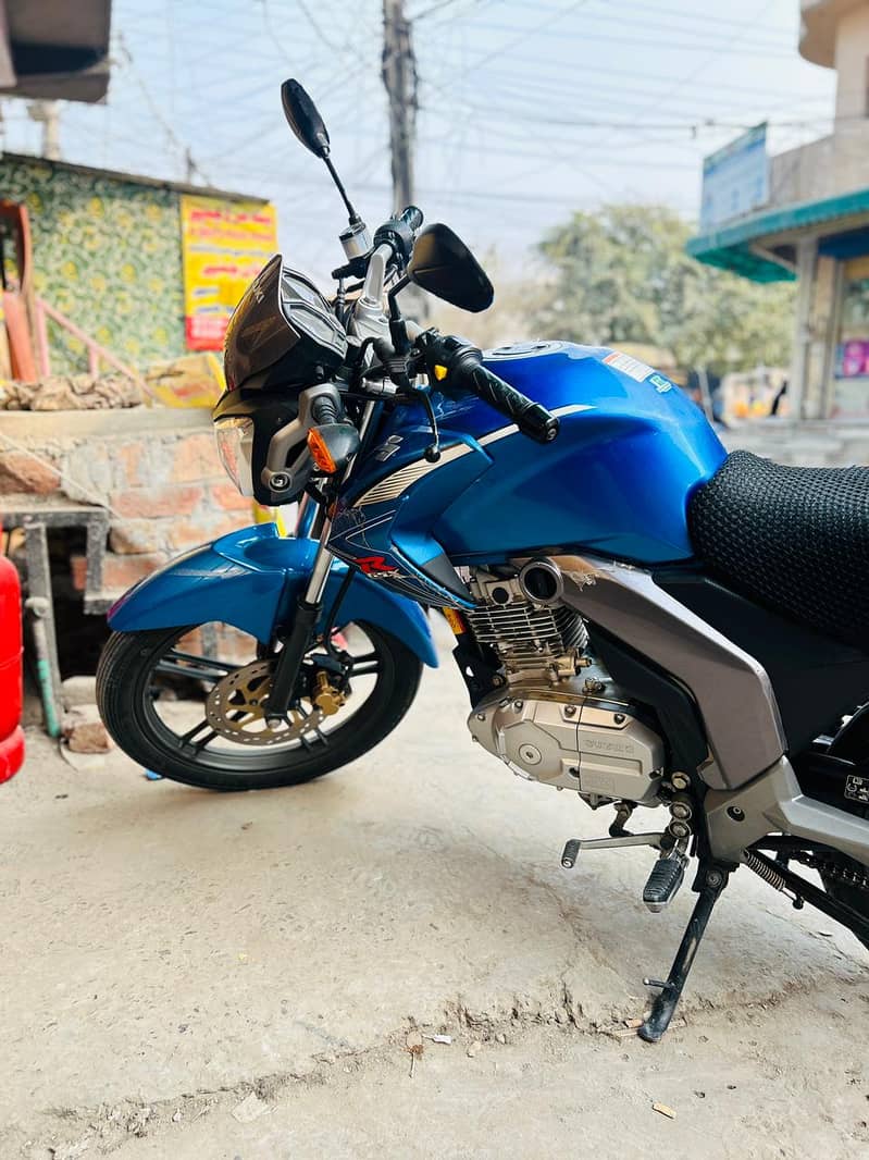 Suzuki GSX 125, Model 2025, KMS Driven Bike 12500 Call 0305 - 7034661

                                                            alt=