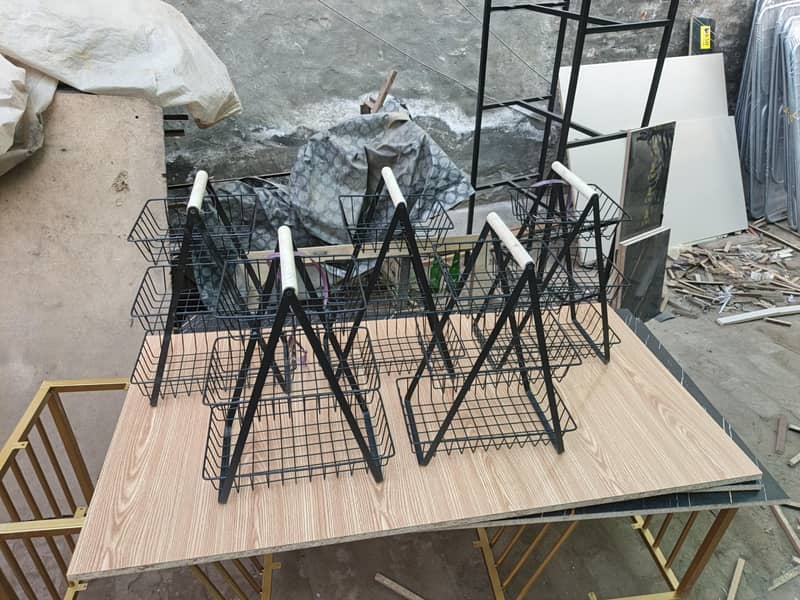 fruit/vegetable trays

                                                            alt=