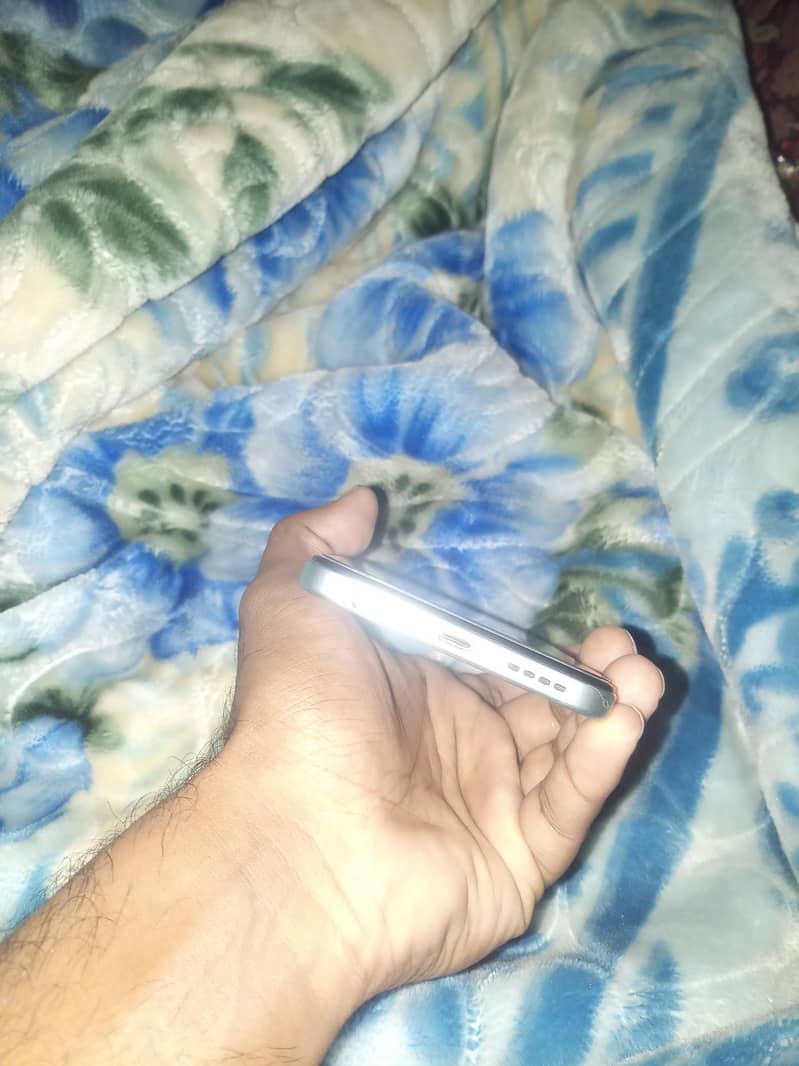 infinix hot 50i

                                                            alt=