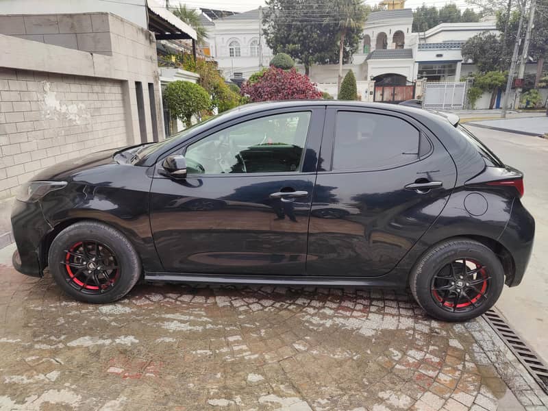 Toyota Yaris

                                                            alt=