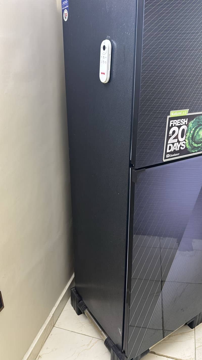 Dawlance fridge 10/10 condition

                                                            alt=