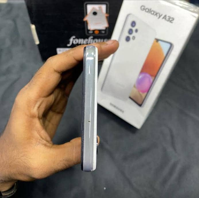 Samsung Galaxy a32 WhatsApp number03266041847

                                                            alt=