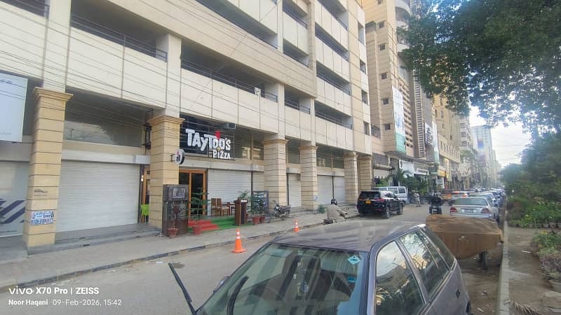 Shop Ground+ Mezzanine and Basement Main Shaheed-e-Millat Road, opposite Naheed Super Mart

                                                            alt=