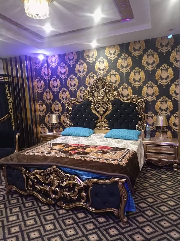 Par Day and short Time full furnish one BeD Room ment Available for rent Bahria Town Phase 6 family apartment

                                                            alt=