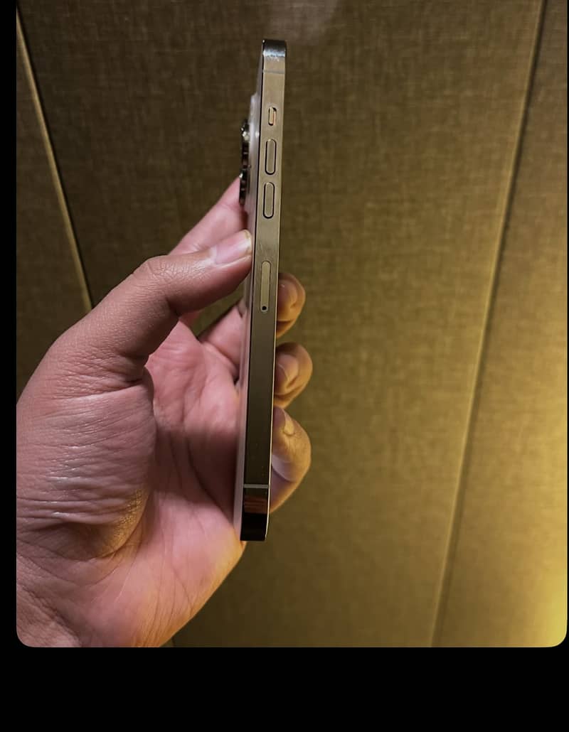 Apple iPhone 14 Pro Max

                                                            alt=