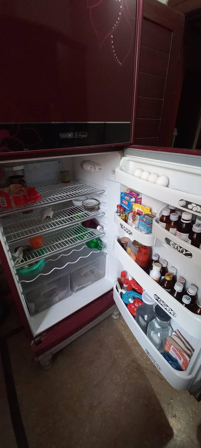 Orient Glass door

                                                            alt=