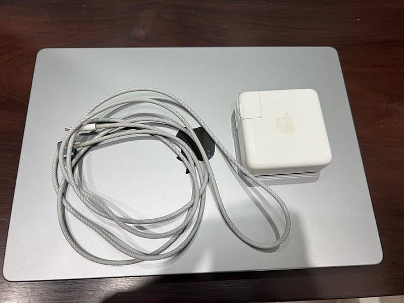 Apple MacBook Pro M2 Argent Sale

                                                            alt=