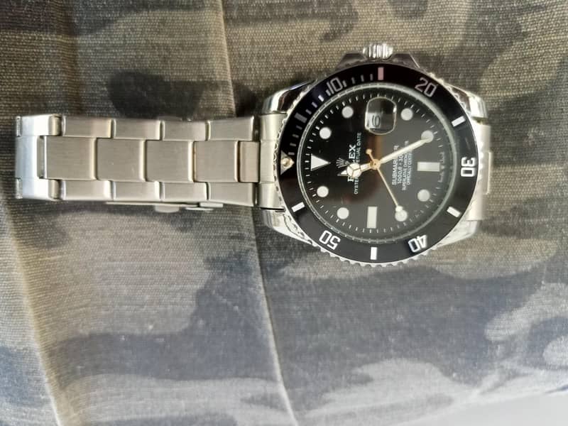 good condition main hain Rolex watch Hain

                                                            alt=